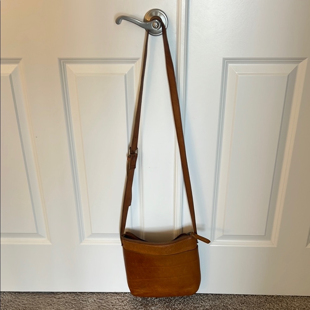 Duluth Trading Co Brown Leather Crossbody Bag